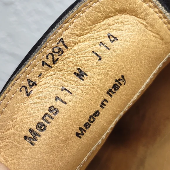 Johnston & Murphy Classic Horse-bit Loafers with Silver tone  display picture 1
